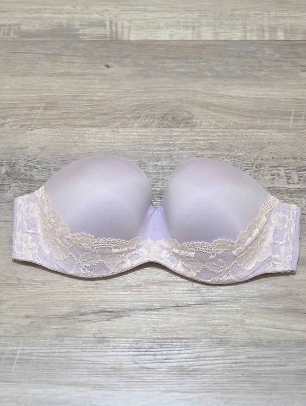 Victoria's Secret Lilac Body by Victoria Strapless Bra w. Lace Detail 36D